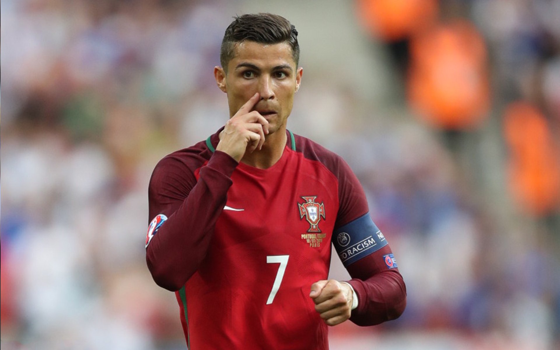 爱游戏手机版-湖人击退国王，詹姆斯关键上篮完成准绝杀，詹姆斯伤退湖人什么时候复出